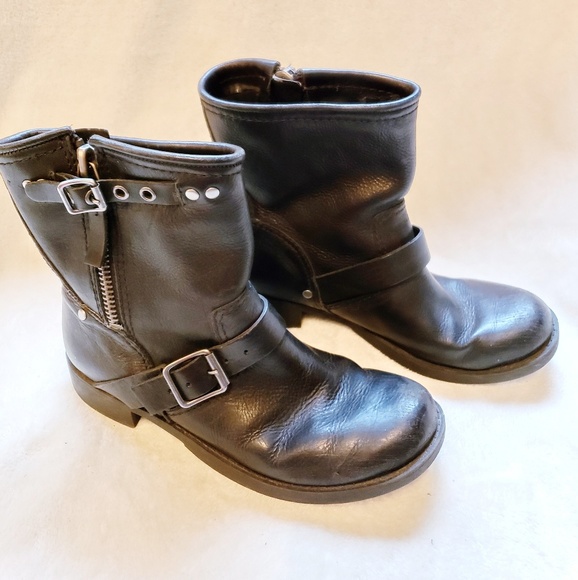 Nine West Shoes - Nine West black leather biker boot